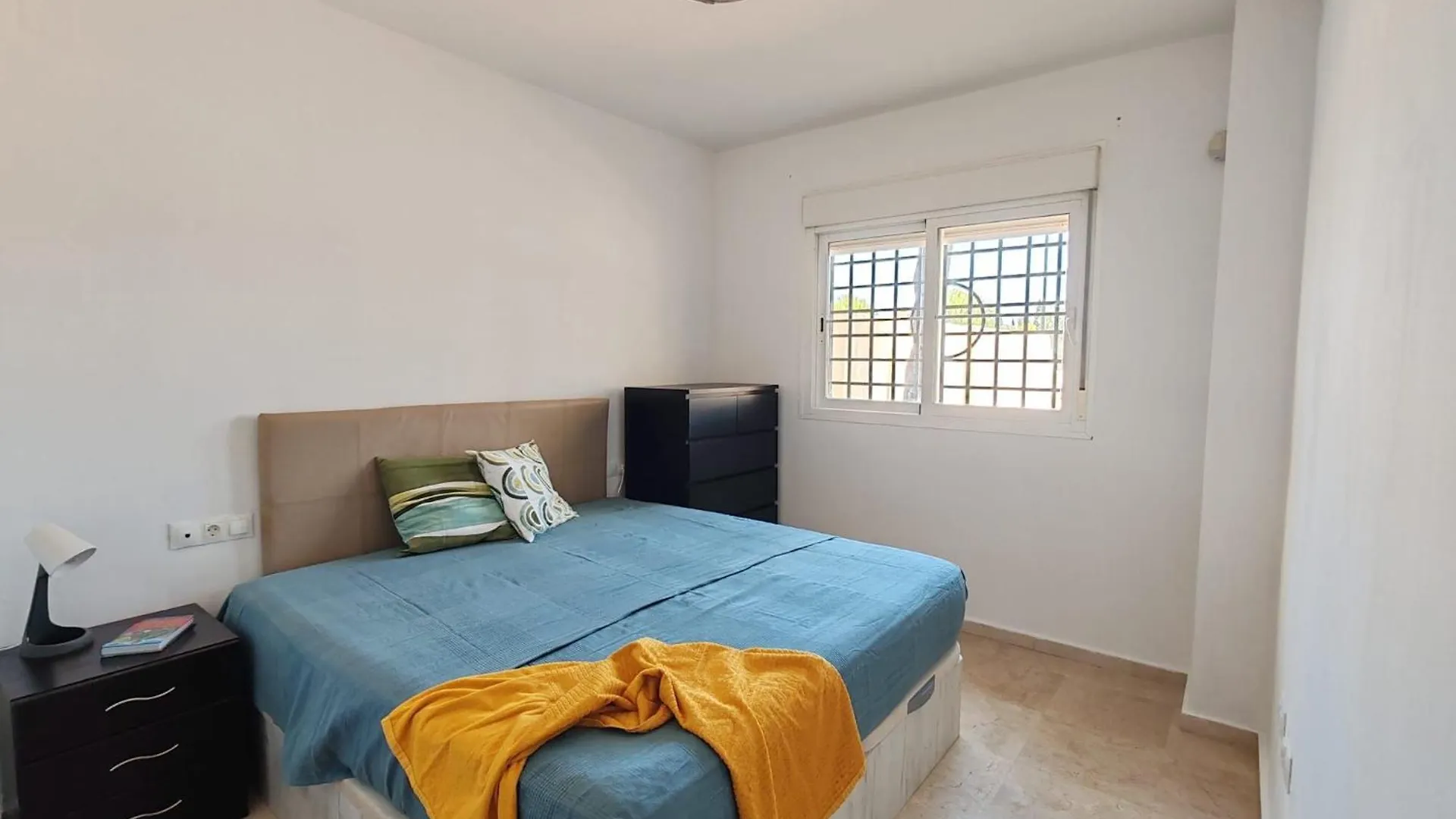 Bilbil 2 Bedr- Pool, Tennis, Golf W Garage Benalmadena Apartment