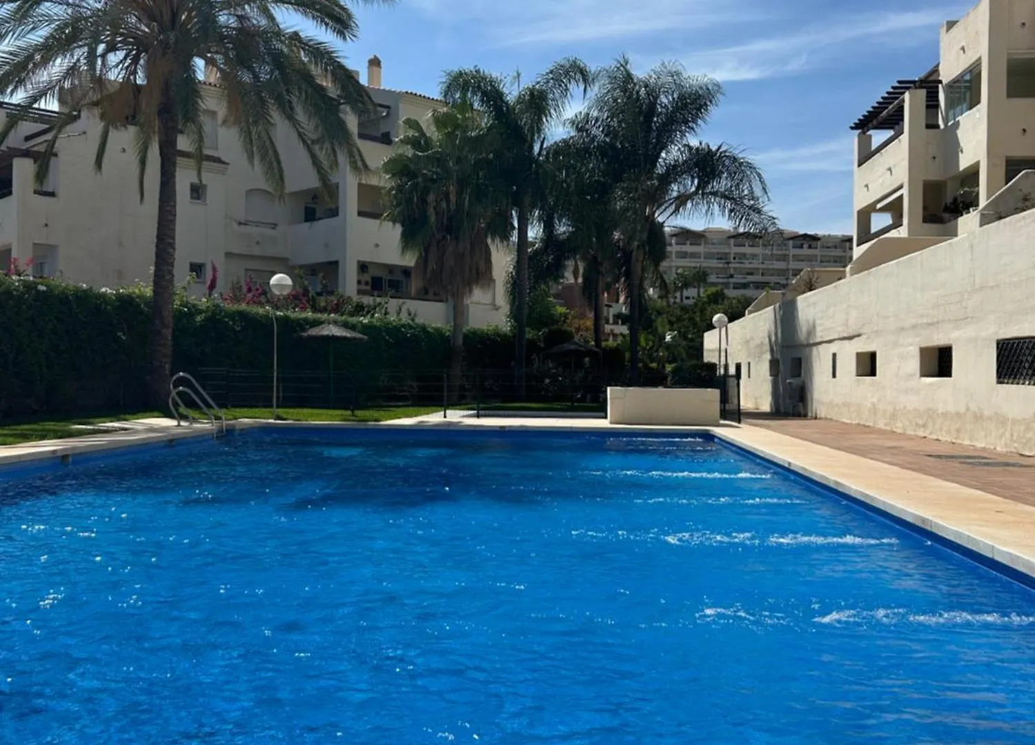 Bilbil 2 Bedr- Pool, Tennis, Golf W Garage Benalmadena